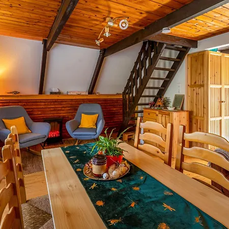 Tiltott Rengeteg Vendeghaz Villa Balatonfuzfo Exterior photo